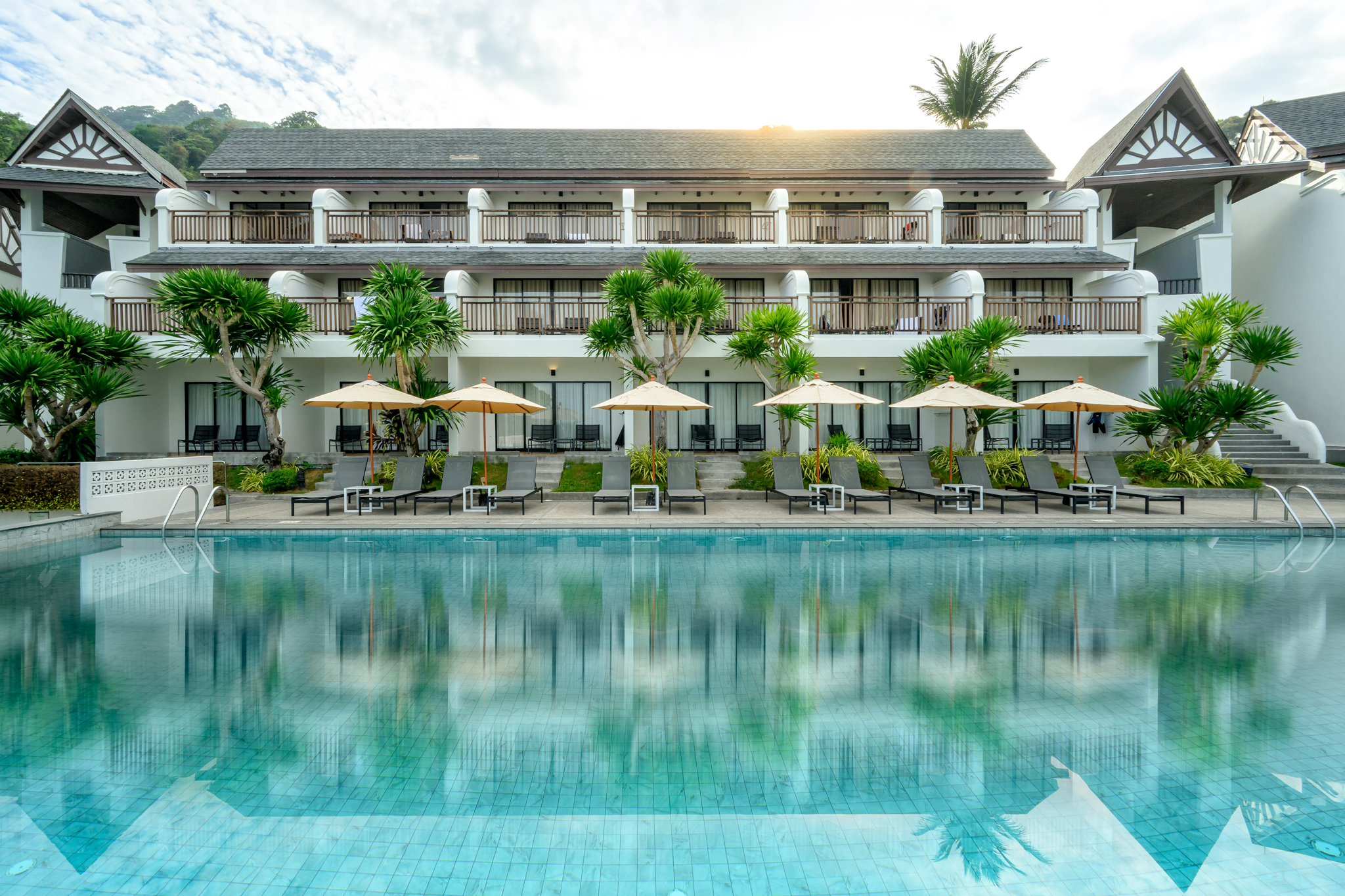 ANDAMANTRA RESORT & VILLA PHUKET