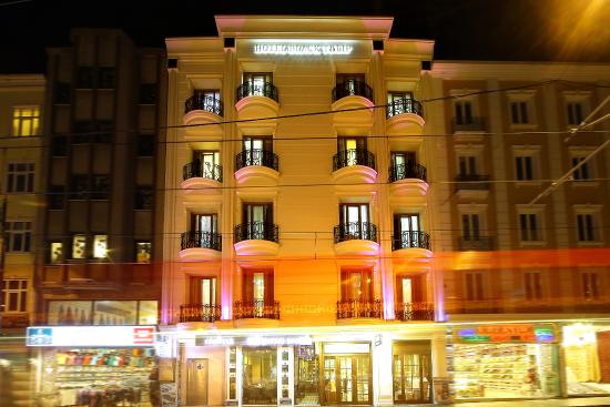 BLACK TULIP HOTEL