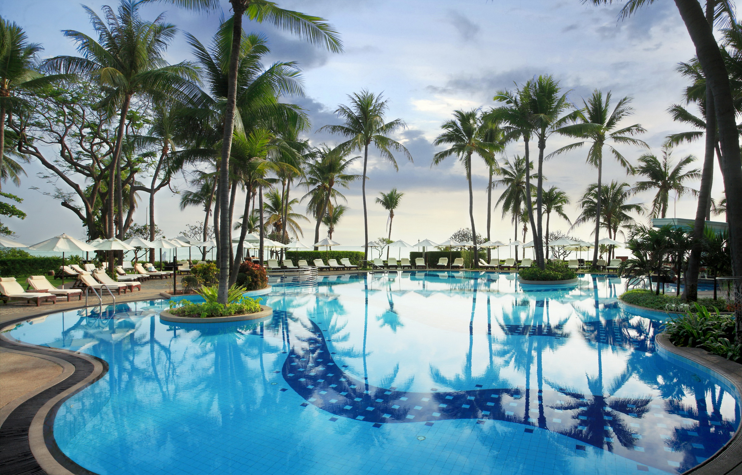 CENTARA GRAND BEACH RESORT & VILLAS HUA HIN
