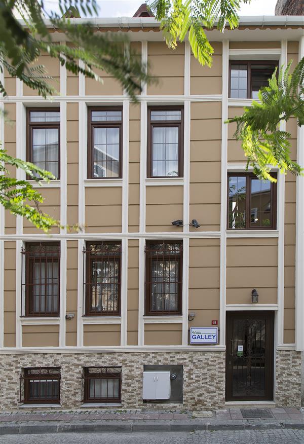 GALLEY HOTEL