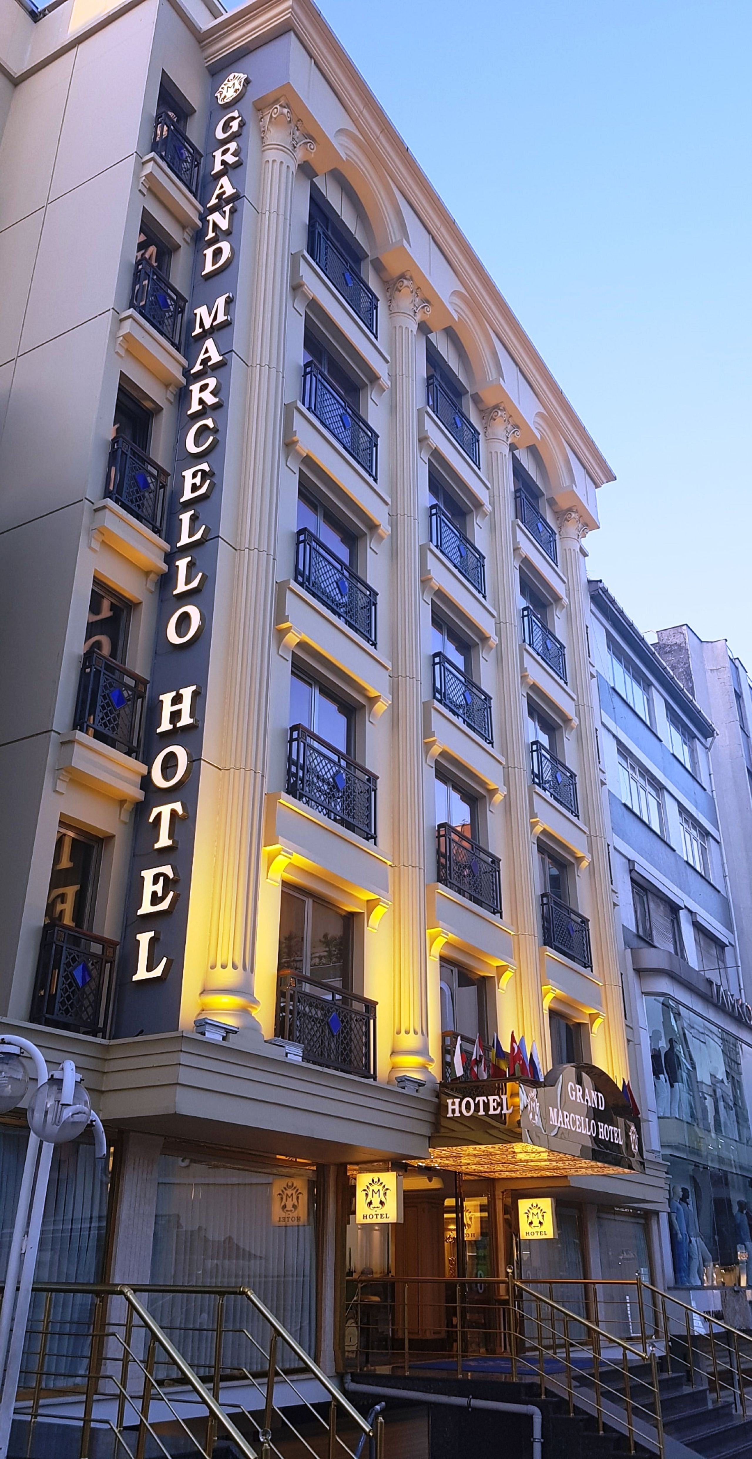GRAND MARCELLO HOTEL