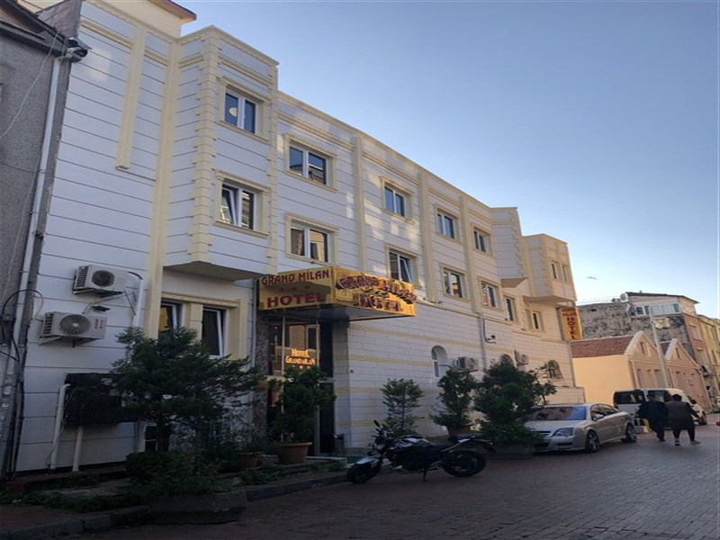 GRAND MILAN HOTEL