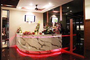 HEMINGWAYS SILK HOTEL