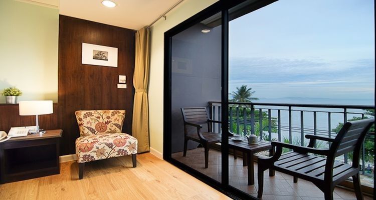 THE JOMTIEN TWELVE BOUTIQUE HOTEL