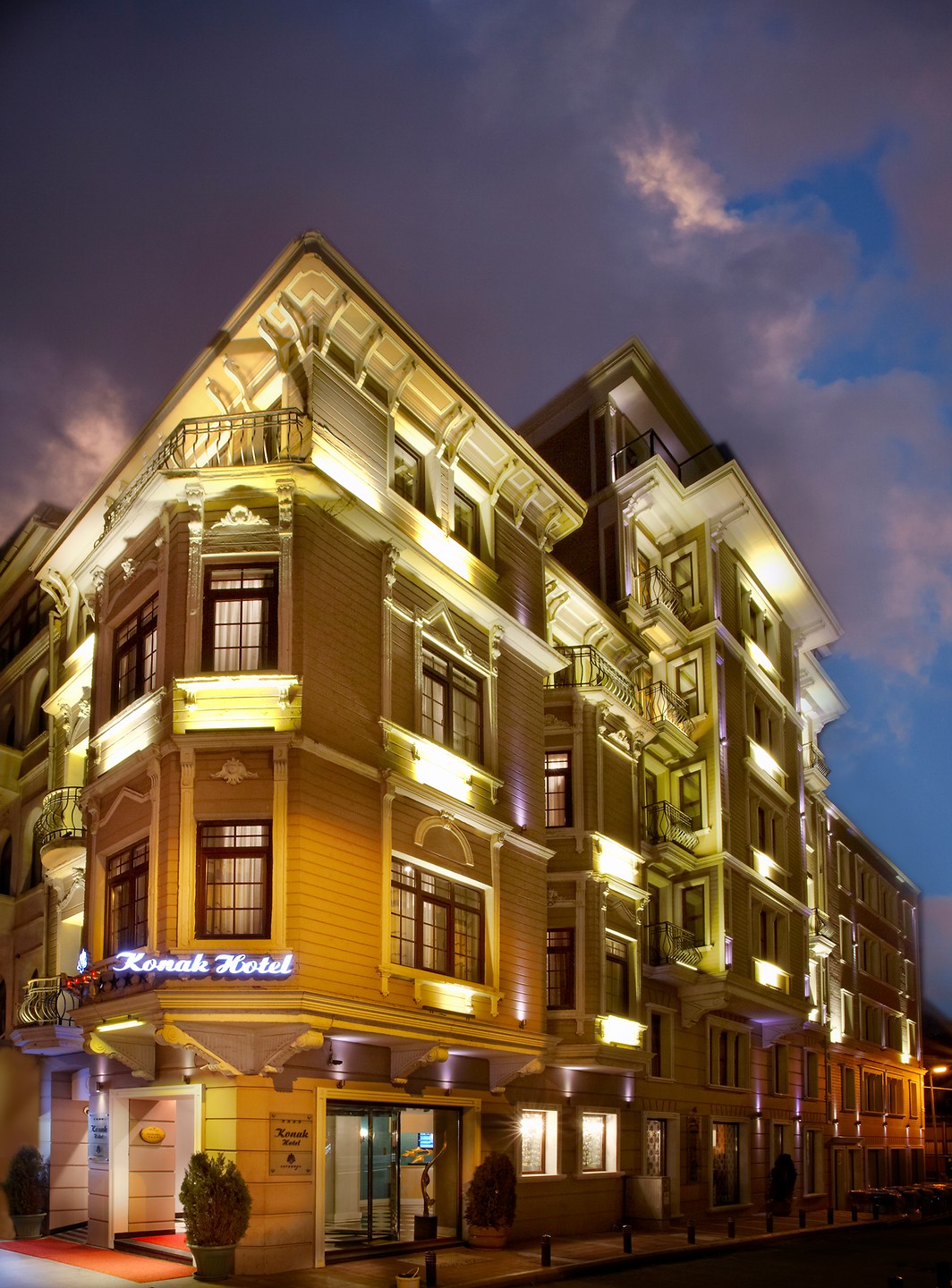KONAK HOTEL TAKSIM