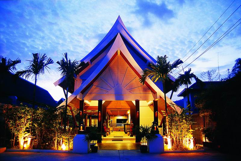 KATA POOLSIDE RESORT