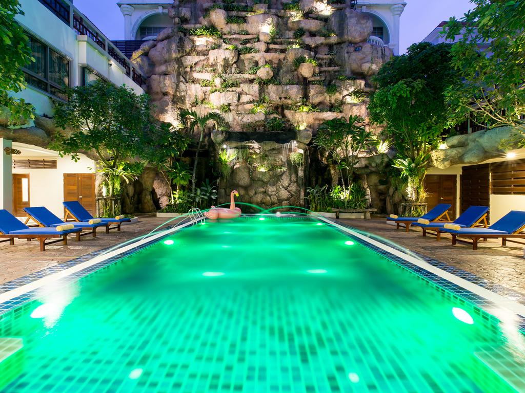 THE AGATE BOUTIQUE RESORT