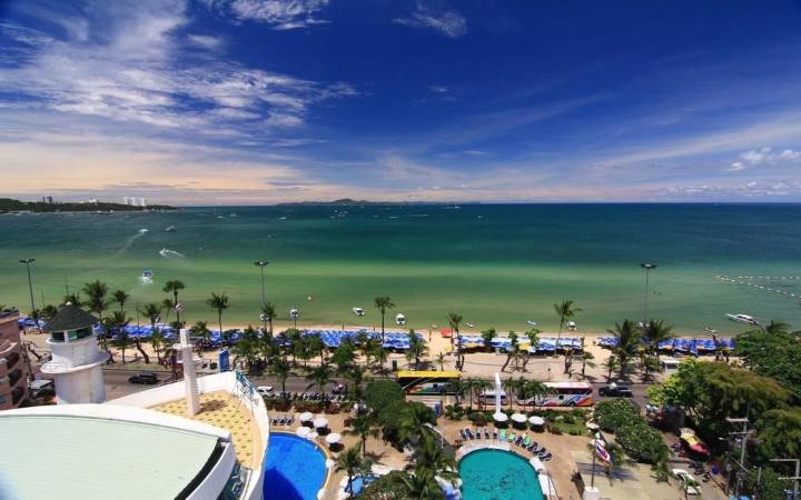 A-ONE THE ROYAL CRUISE HOTEL