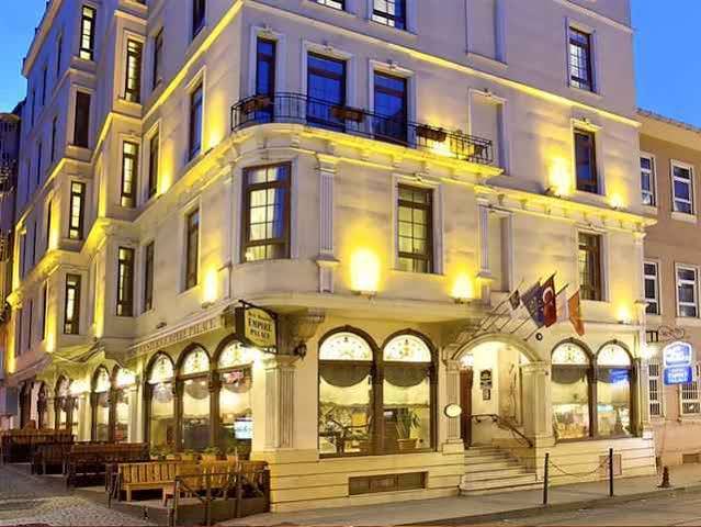 BEST WESTERN EMPIRE PALACE HOTEL