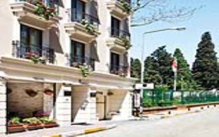 BELLE MAISON HOTEL