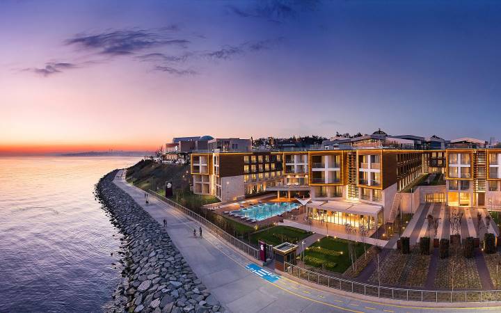 CROWNE PLAZA FLORYA