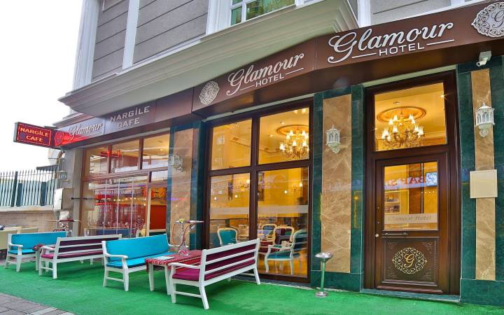 GLAMOUR HOTEL