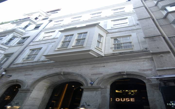 GUMUSYAN HOTEL