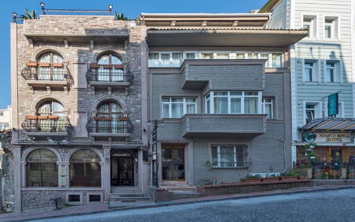 HARMONY HOTEL