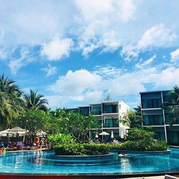 HOLIDAY INN RESORT PHUKET MAI KHAO BEACH