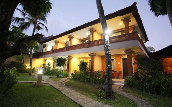 IDA HOTEL