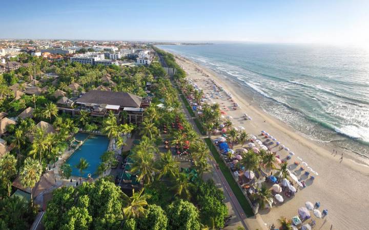 LEGIAN BEACH HOTEL