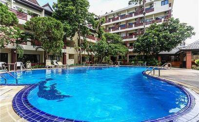 MERMAIDS BEACH RESORT