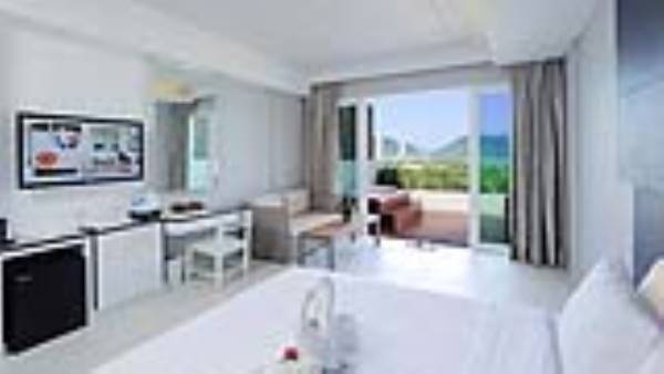 SEA SUN SAND RESORT&SPA PHUKET
