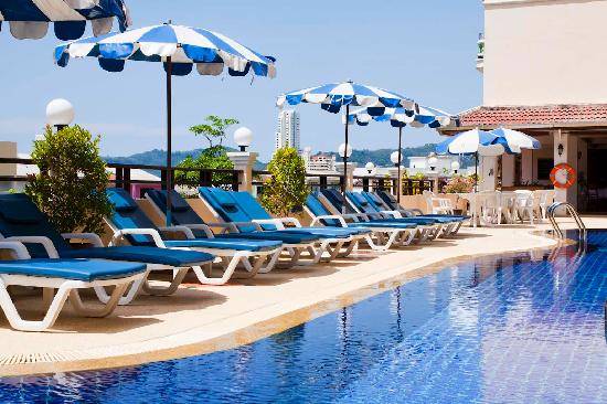 TUANA PATONG HOLIDAY