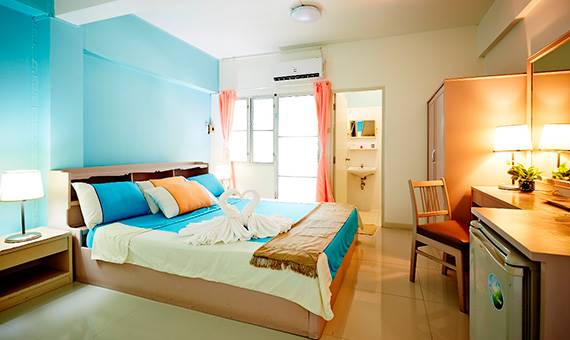 WE TRAIN HOTEL DONMUANG