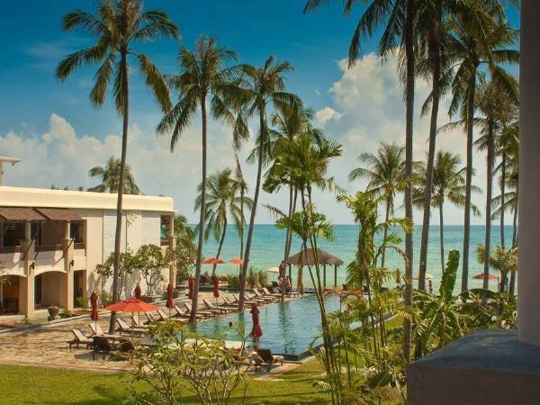 WEEKENDER RESORT & SPA