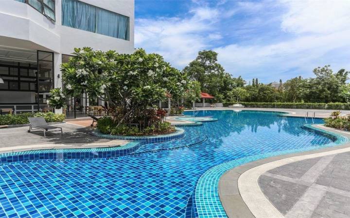 WELCOME JOMTIEN BEACH HOTEL