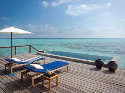 FOUR SEASONS RESORT MALDIVES AT LANDAA GIRAAVARU