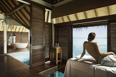 FOUR SEASONS RESORT MALDIVES AT LANDAA GIRAAVARU