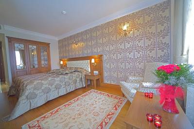 ACRA HOTEL