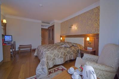 ACRA HOTEL