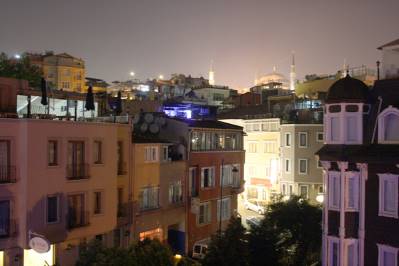 ACRA HOTEL