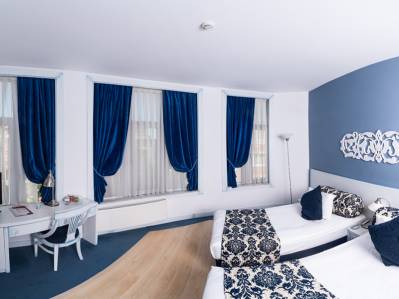 ADAMAR HOTEL