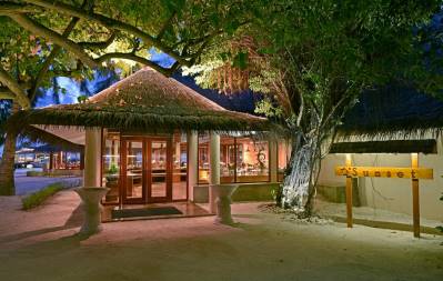 ADAARAN SELECT HUDHURAN FUSHI