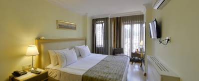 AGORA LIFE HOTEL