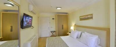 AGORA LIFE HOTEL