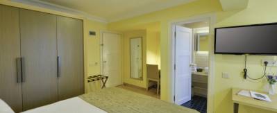 AGORA LIFE HOTEL