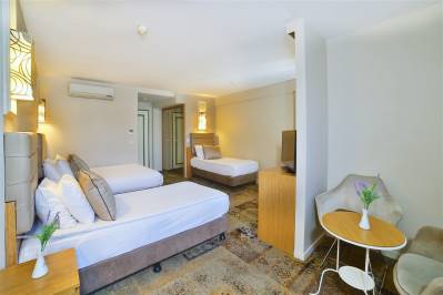 ALL SEASONS HOTEL