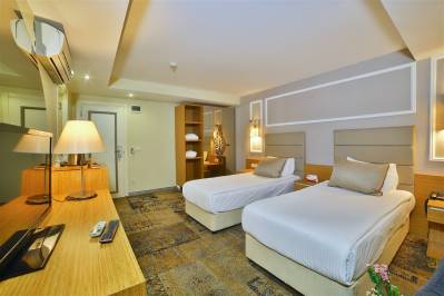 ALL SEASONS HOTEL