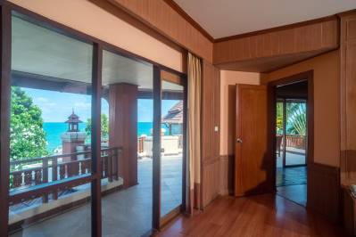 ALOHA RESORT