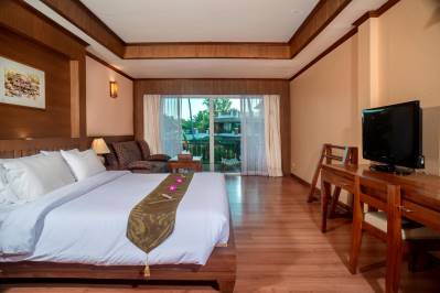 ALOHA RESORT