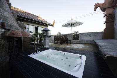 AMMATA LANTA RESORT