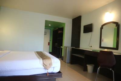 ANYAVEE BAN AO NANG RESORT
