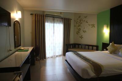 ANYAVEE BAN AO NANG RESORT