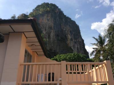 ANYAVEE RAILAY RESORT