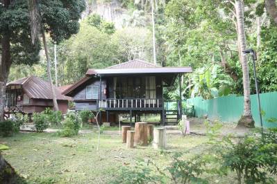 ANYAVEE RAILAY RESORT