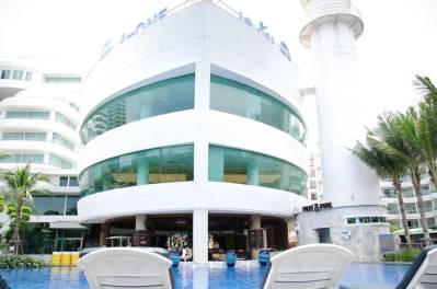 A-ONE THE ROYAL CRUISE HOTEL