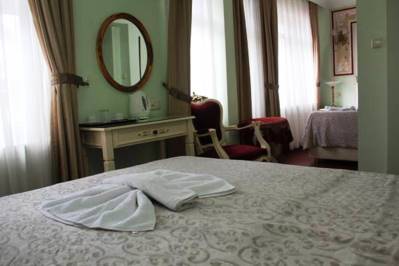 ASMALI PERA HOTEL