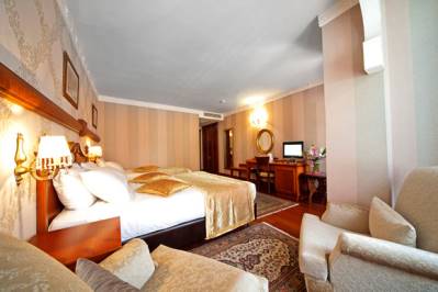 AZADE HOTEL