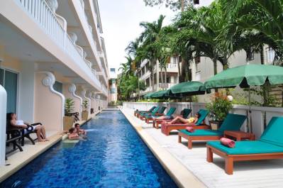 BAAN KARONBURI RESORT